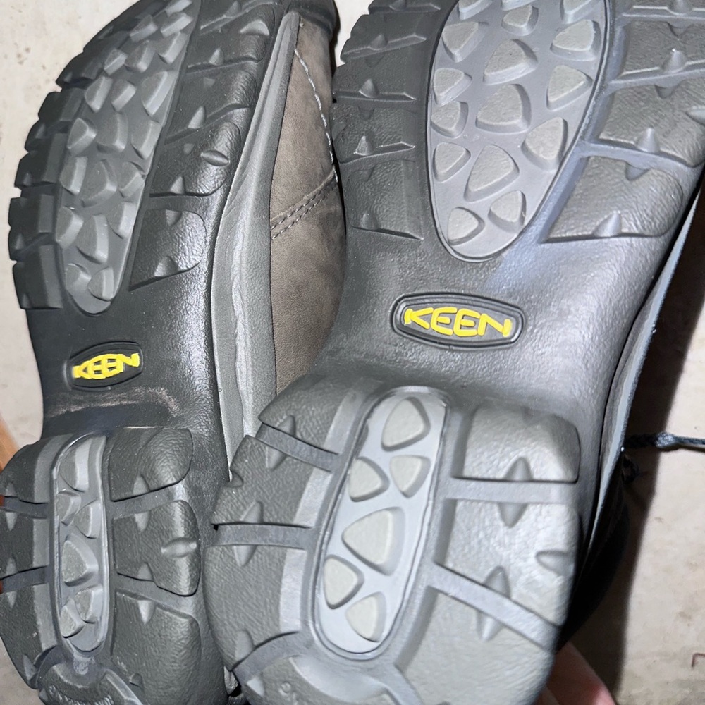 KEEN 👟 Women's Winter Insulated Waterproof Boots Size 9.5, light grey - Picture 8 of 10